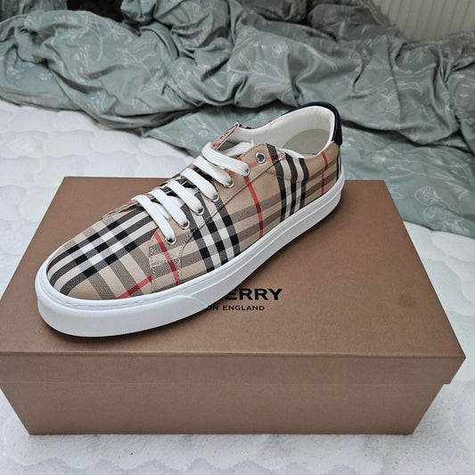 Burberry New Rangleton Sneaker Check Archive Beige A7026 UK10 / EU44 Box